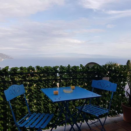 "Sea-See" Studio Taormina Center - Bellissima Vista Mare - Corner Kitchen Екстериор снимка