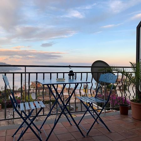 "Sea-See" Studio Taormina Center - Bellissima Vista Mare - Corner Kitchen Екстериор снимка